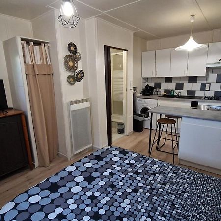 Le Studio Remcam Saint-Mitre-les-Remparts Εξωτερικό φωτογραφία