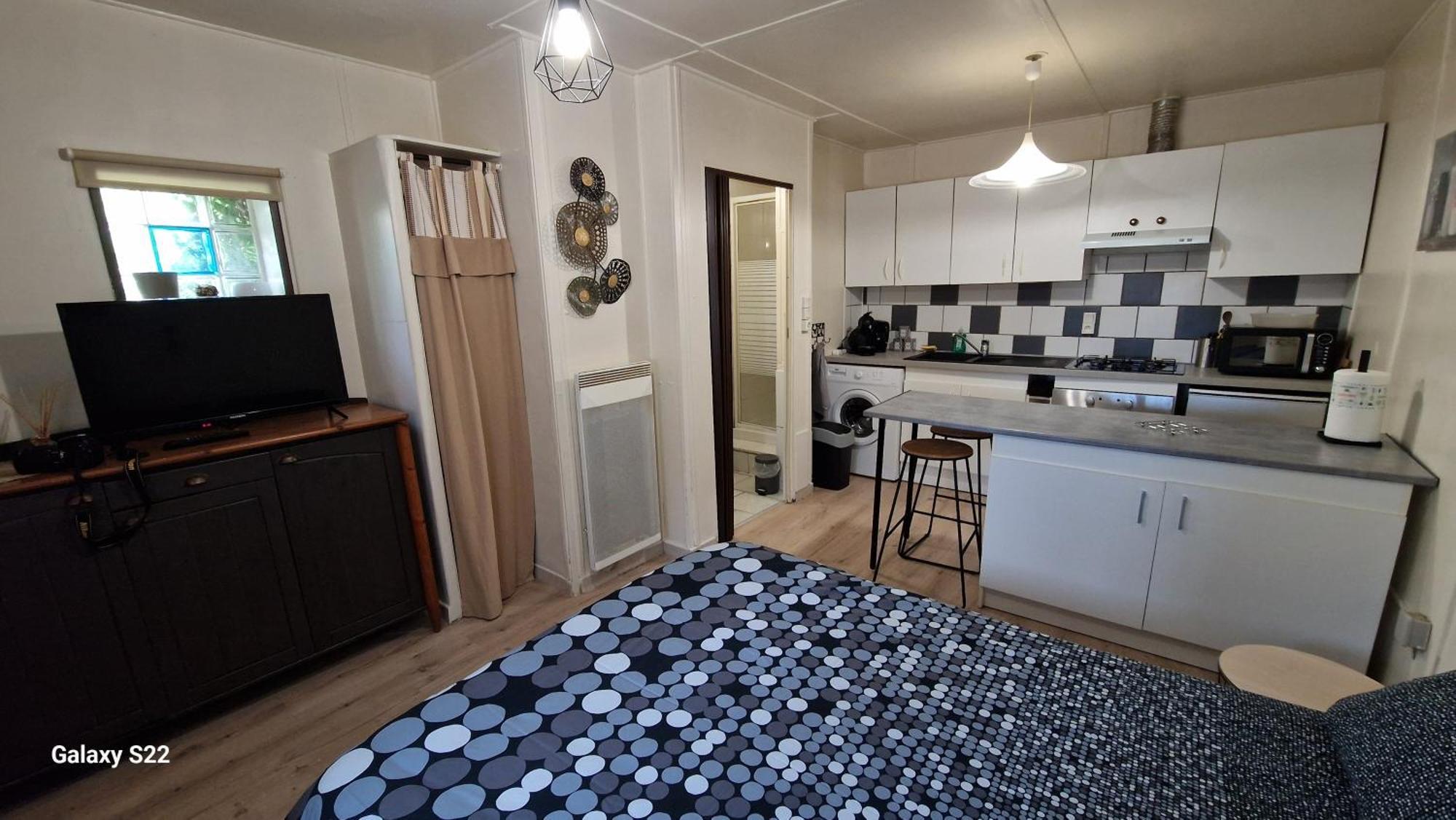 Le Studio Remcam Saint-Mitre-les-Remparts Εξωτερικό φωτογραφία